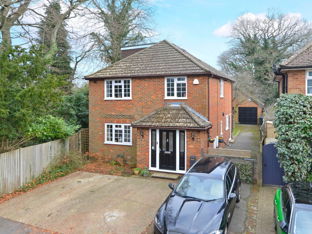 4 bed detached house for sale in Petworth Road, Witley, Surrey GU8 Zoopla