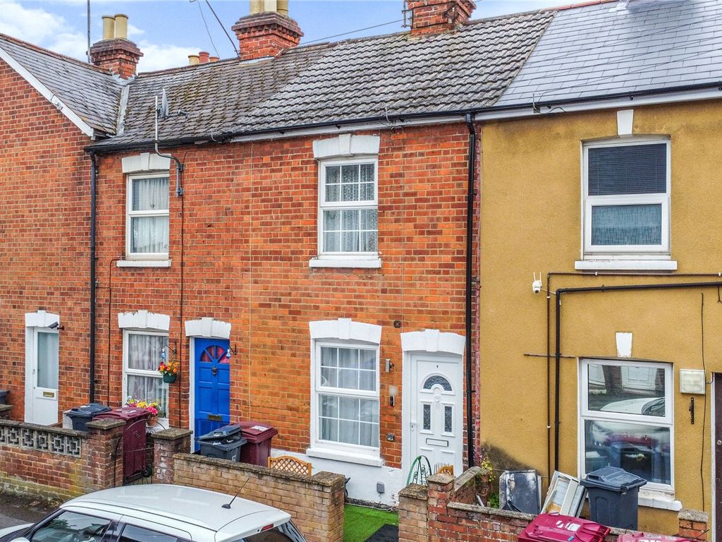 2 bed terraced house for sale in Little Street, Reading, Berkshire RG1