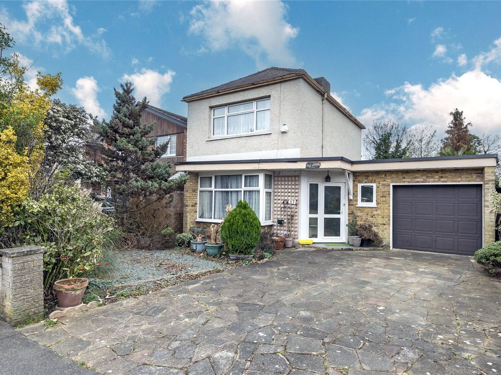 3 bed detached house for sale in Ditton Road, Surbiton KT6 - Zoopla