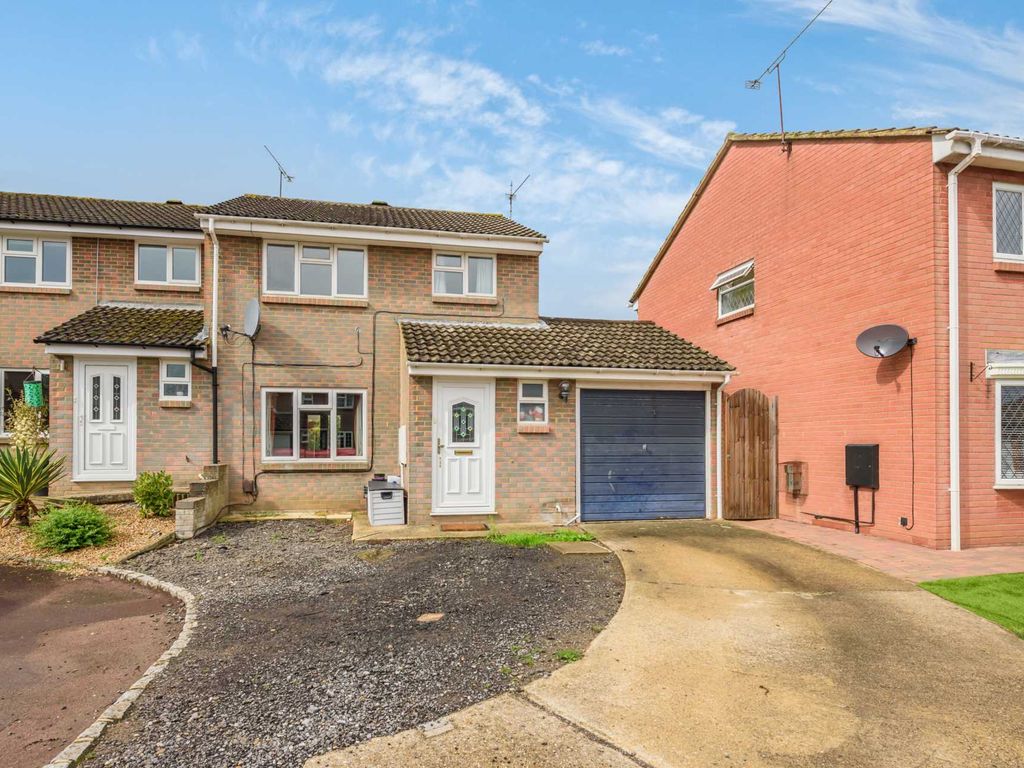 Wren Close, Wokingham RG41  