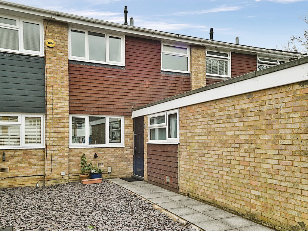 3 bed terraced house for sale in Merlin Way, Swindon SN3 Zoopla