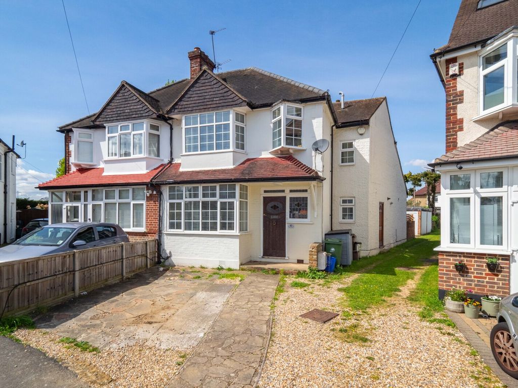 4 bed semidetached house for sale in Taunton Close, Sutton, Surrey SM3