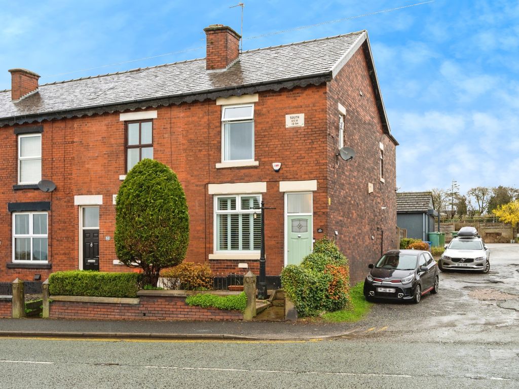 3 bed end terrace house for sale in Bury New Road, Bolton BL2, £210,000