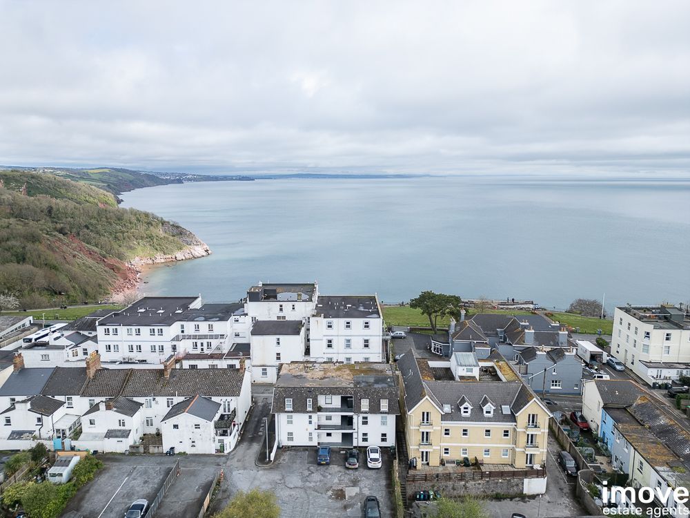 2 bed flat for sale in Sefton Court, Bedford Road, Torquay TQ1, £