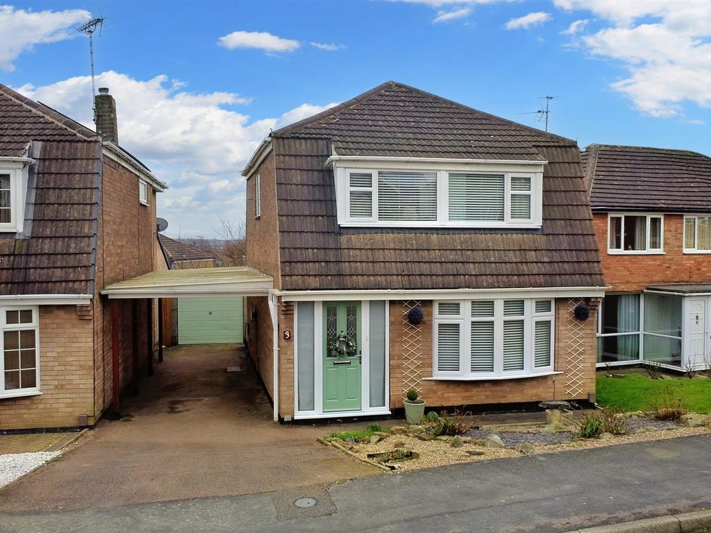 3 bed detached house for sale in Mountfield Avenue, Sandiacre