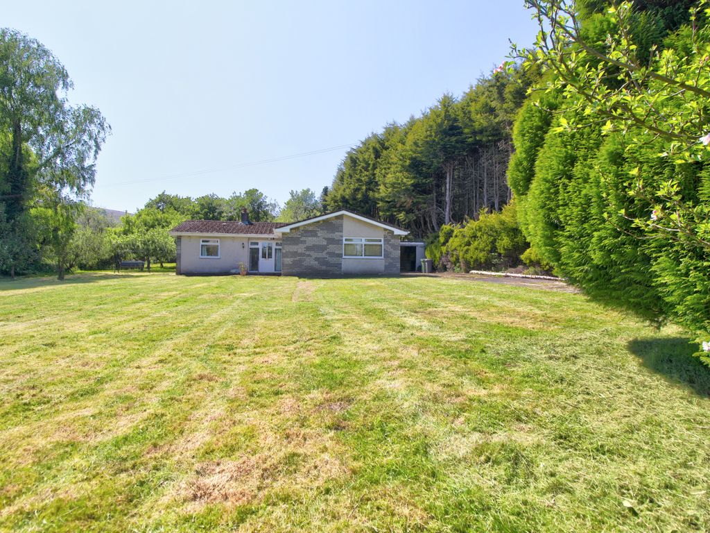 3 bed bungalow for sale in Golynos, Castlewood, Talywain, Pontypool NP4