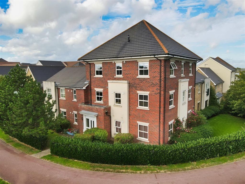 2 bed flat for sale in Rowditch Furlong, Redhouse Park, Milton Keynes