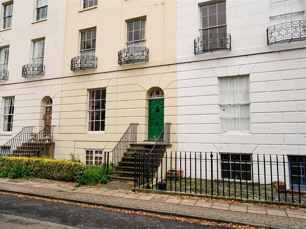 1 bed flat for sale in Brunswick Square, Gloucester GL1, £120,000 Zoopla