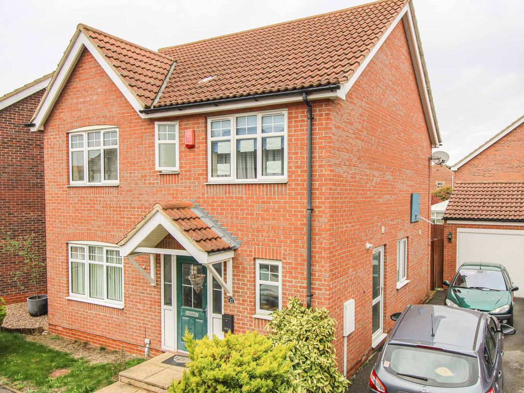 4 bed detached house for sale in Amberley Close, Scartho Top, Grimsby