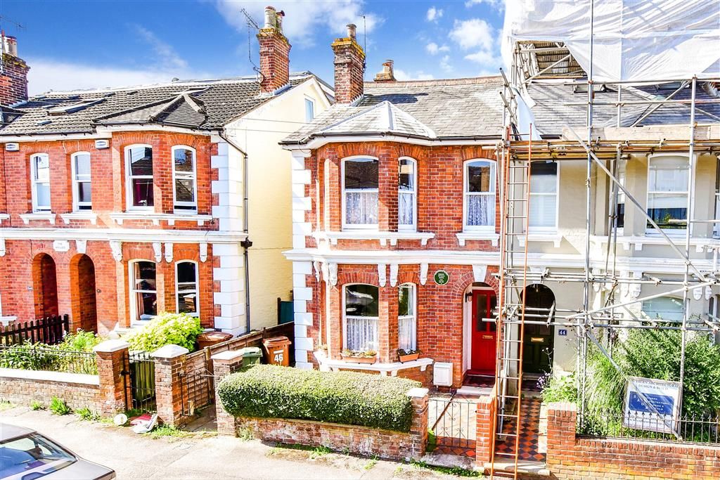 3 bed semidetached house for sale in Prospect Road, Southborough