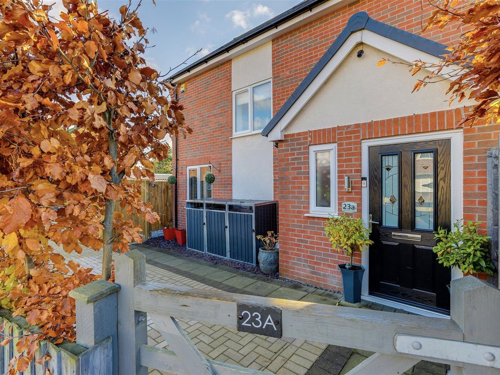 4 bed detached house for sale in Barker Avenue North, Sandiacre