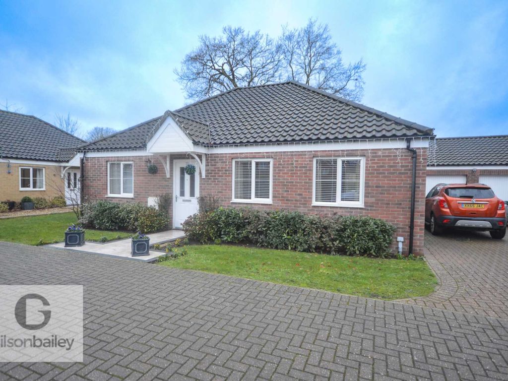 2 bed detached bungalow for sale in Memorial Way, Lingwood NR13 Zoopla