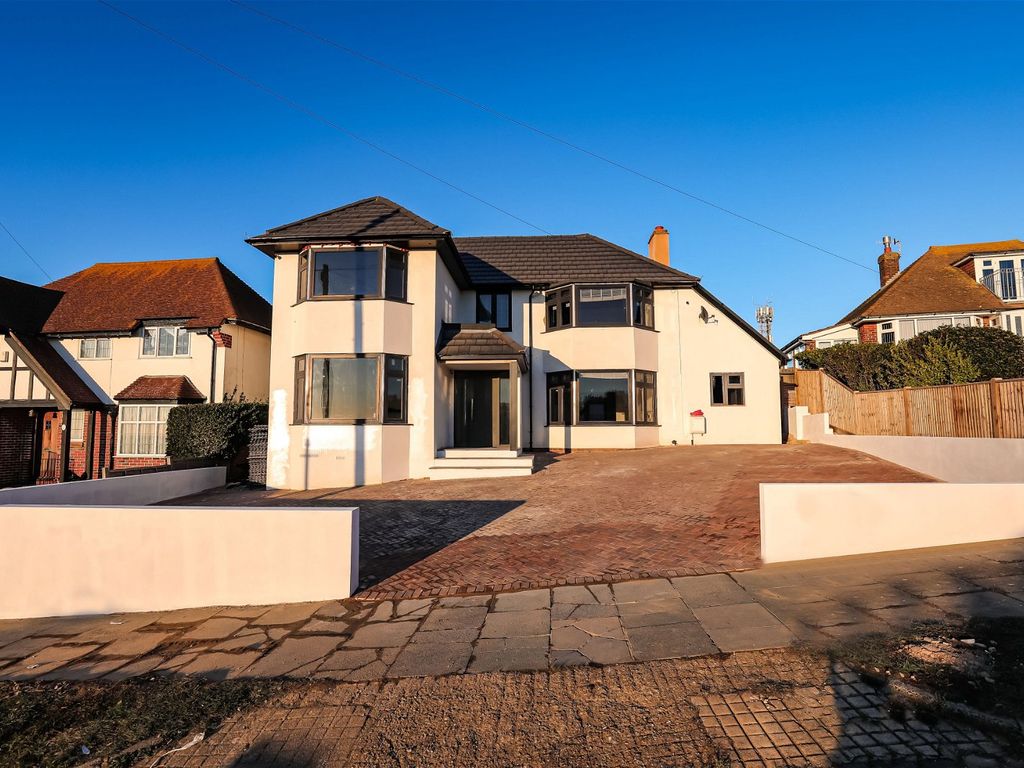 5 bed detached house for sale in Rodmell Avenue, Saltdean, Brighton BN2