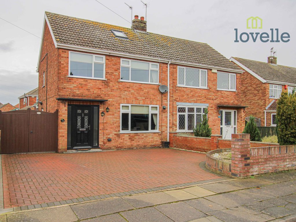 3 bed semidetached house for sale in Brookfield Road, Scartho, Grimsby
