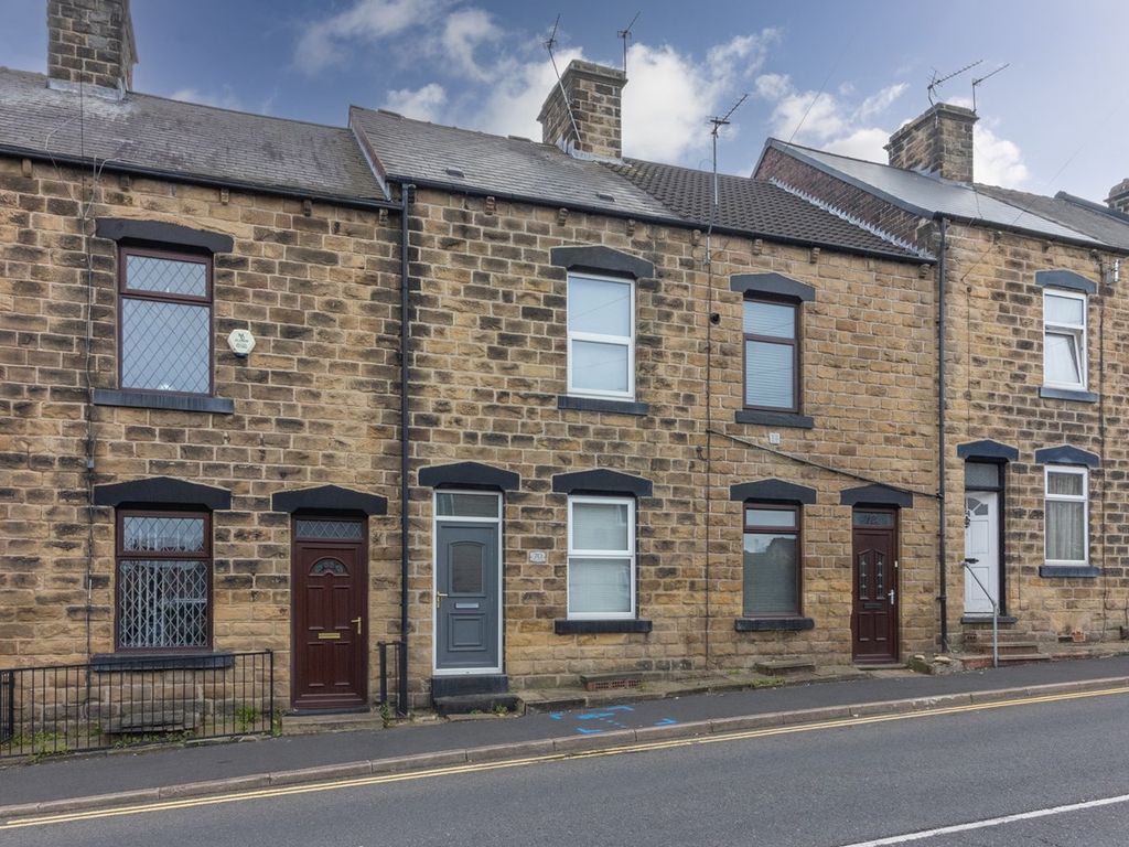 3 bed terraced house to rent in Road, Barnsley S70, £695 pcm