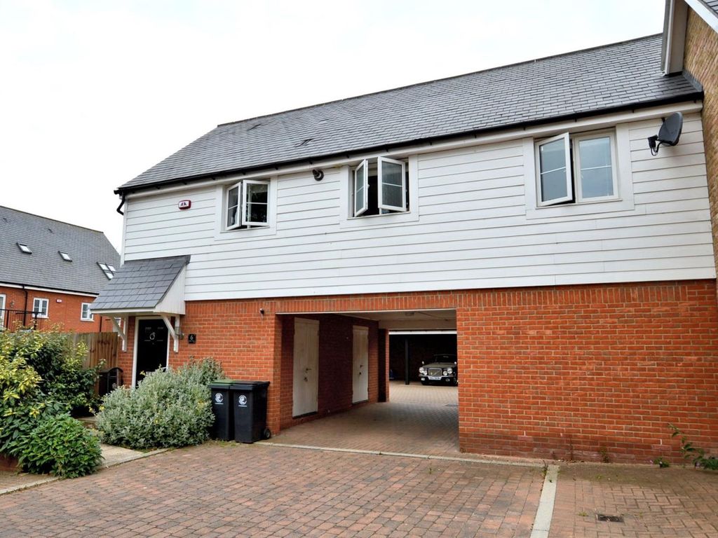 2 bed flat to rent in Aragon Mews, Epping CM16 Zoopla