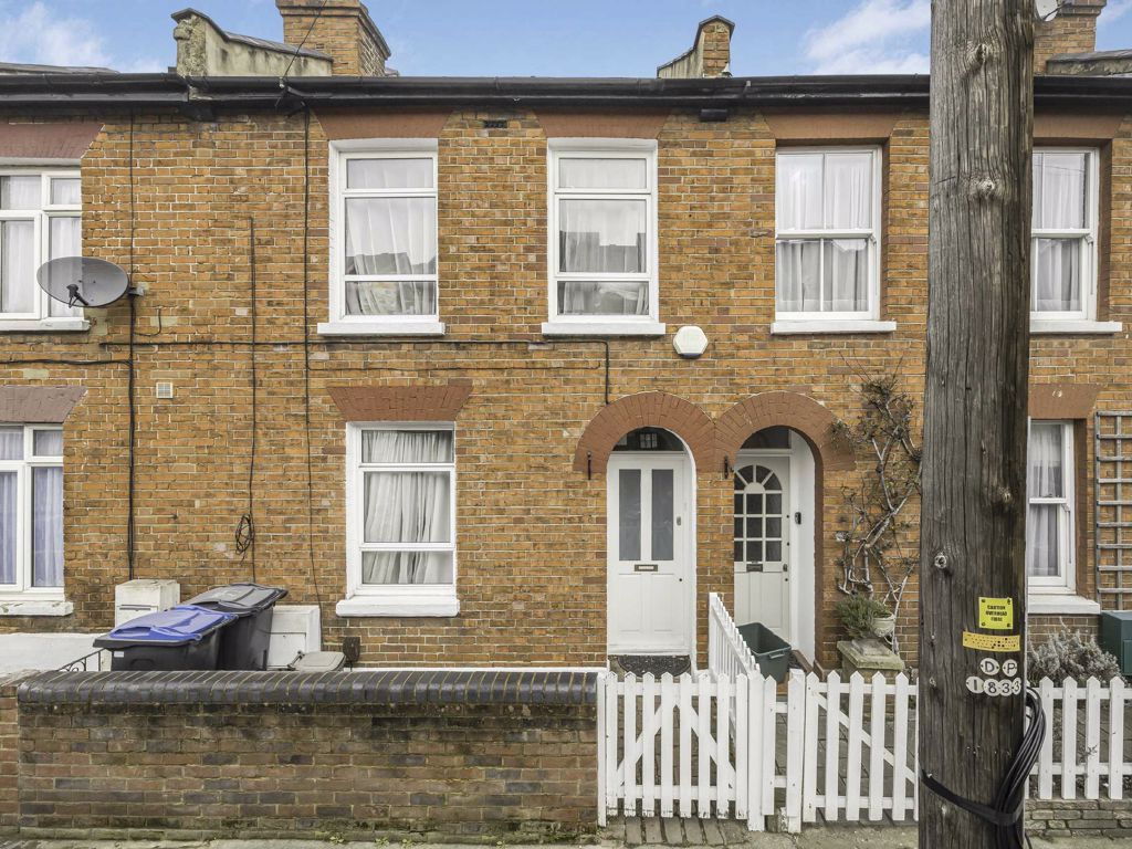 3 bed property for sale in Pelham Road, London SW19 Zoopla