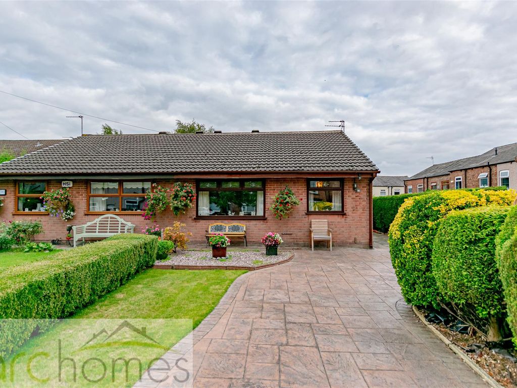 2 bed semidetached bungalow for sale in Thomas Street, Atherton