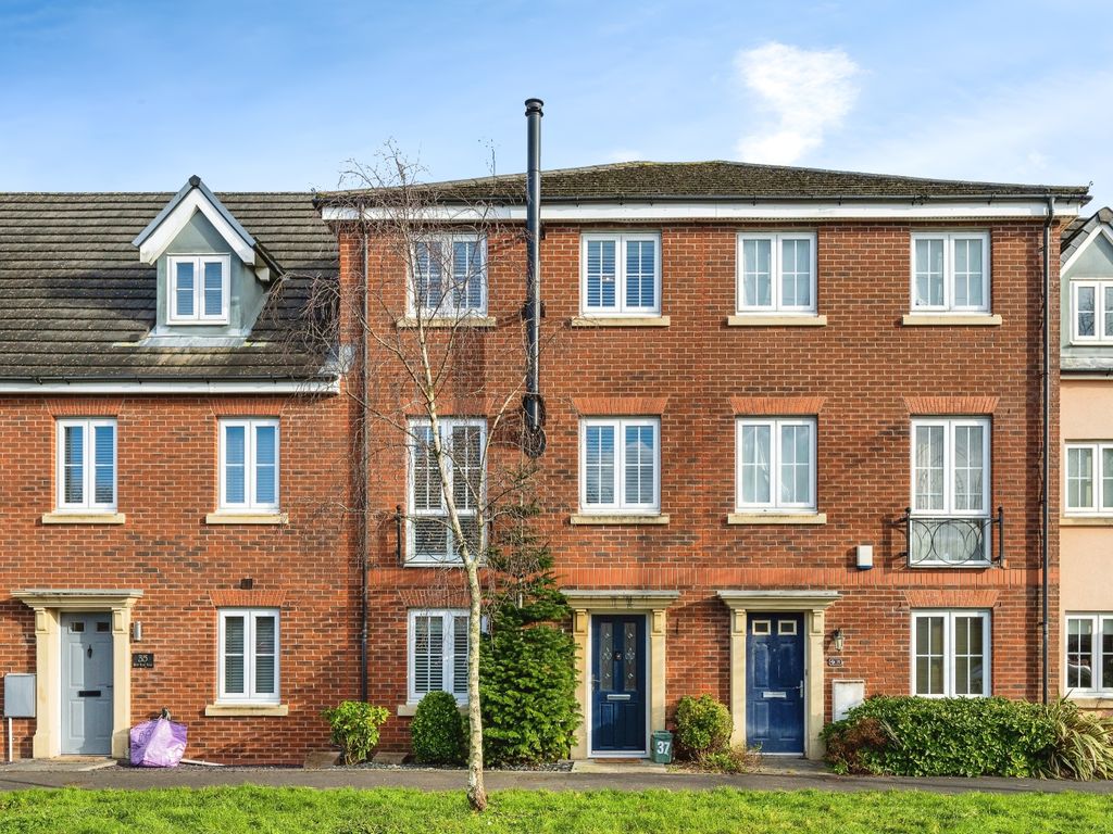 4 bed terraced house for sale in Birch Rock Road, Pontarddulais