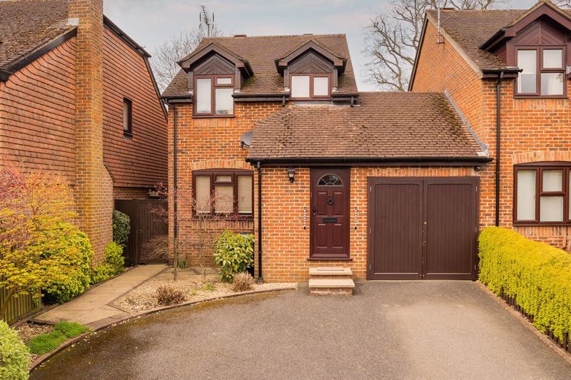 3 bed detached house for sale in Clinkard Place, Church Road, Lane End