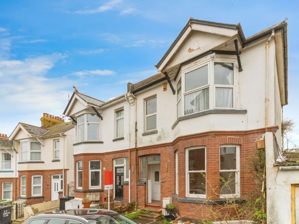 3 bed flat for sale in Conway Road, Paignton, Devon TQ4, £90,000 Zoopla