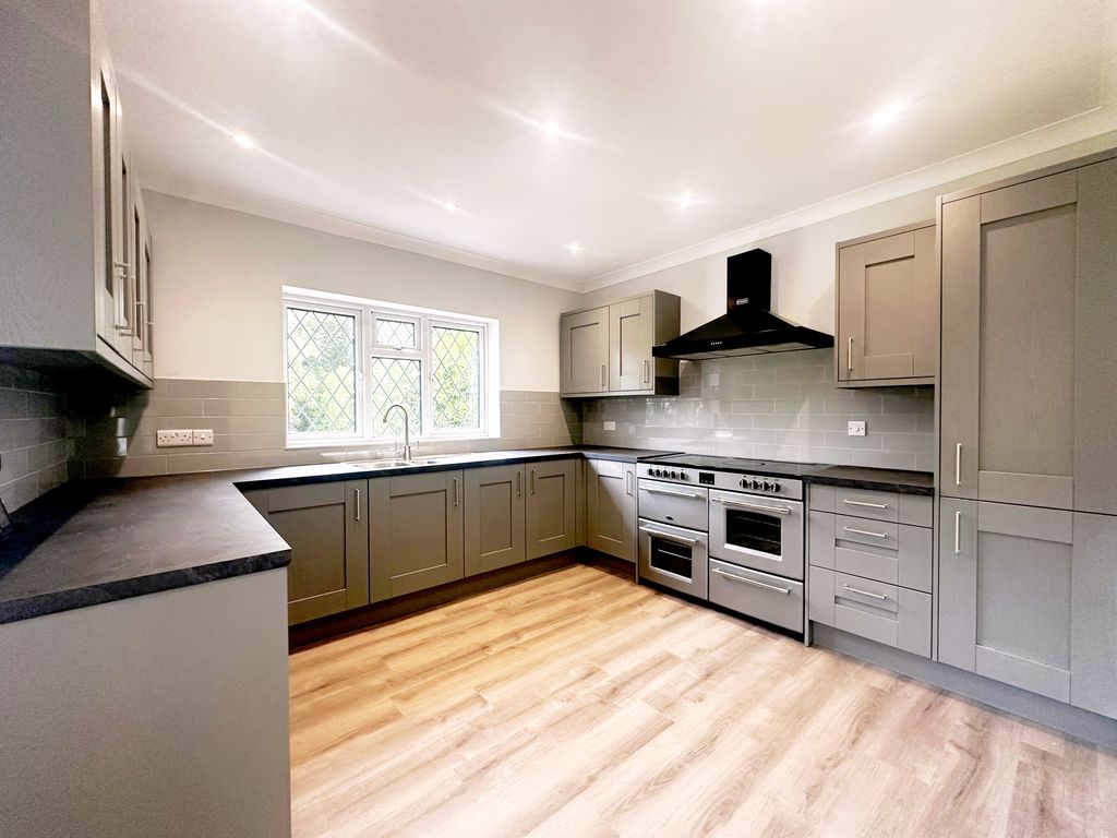 4 bed property to rent in Herne Road, Ramsey St Marys, Huntingdon PE26