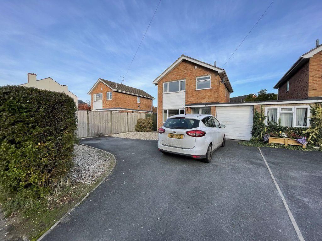 3 bed semidetached house to rent in Swindon Road, Cheltenham GL51, £1,500 pcm Zoopla