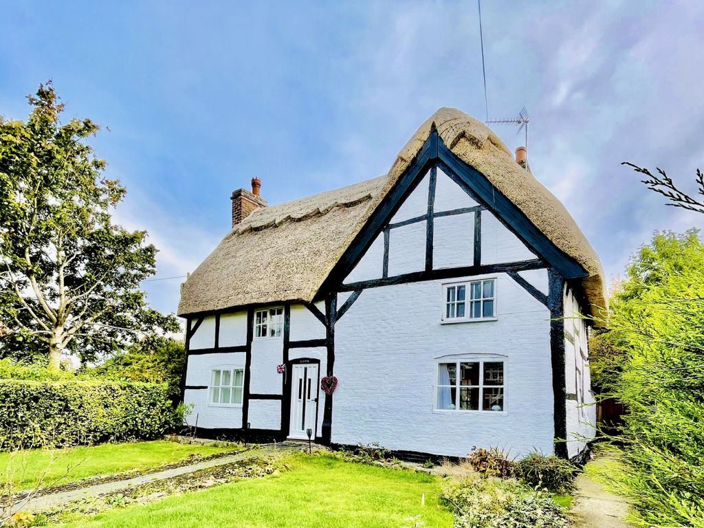4 bed cottage for sale in Main Street, Newbold Verdon LE9 Zoopla