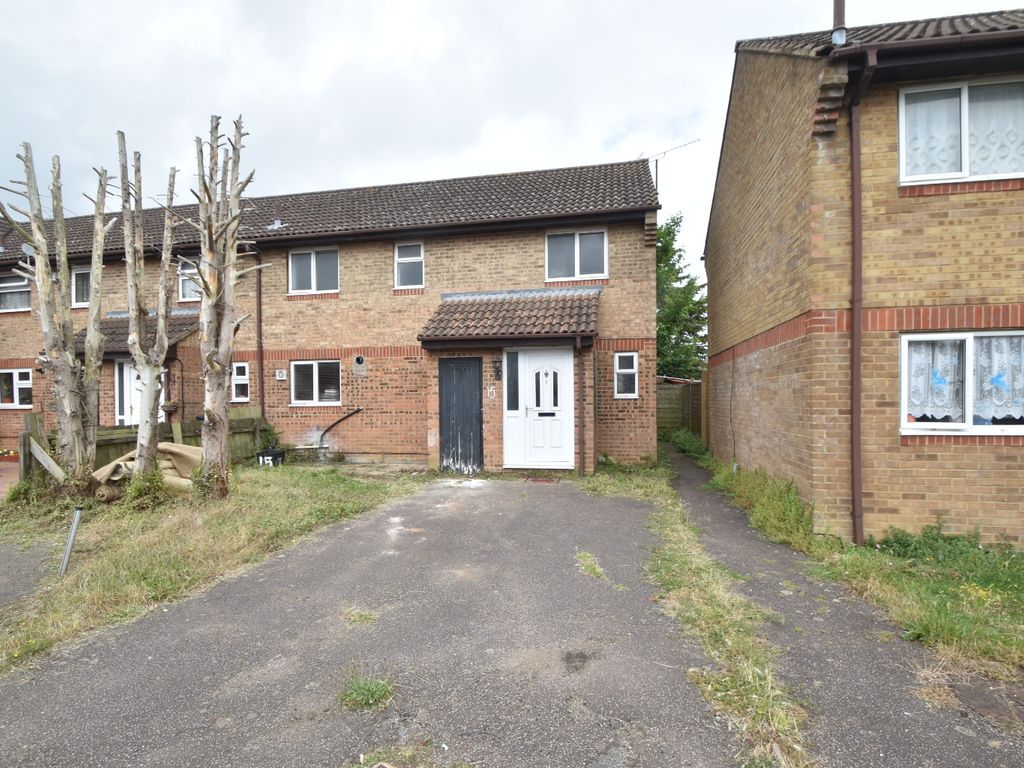 3 bed end terrace house for sale in Runham Close, Luton LU4 Zoopla
