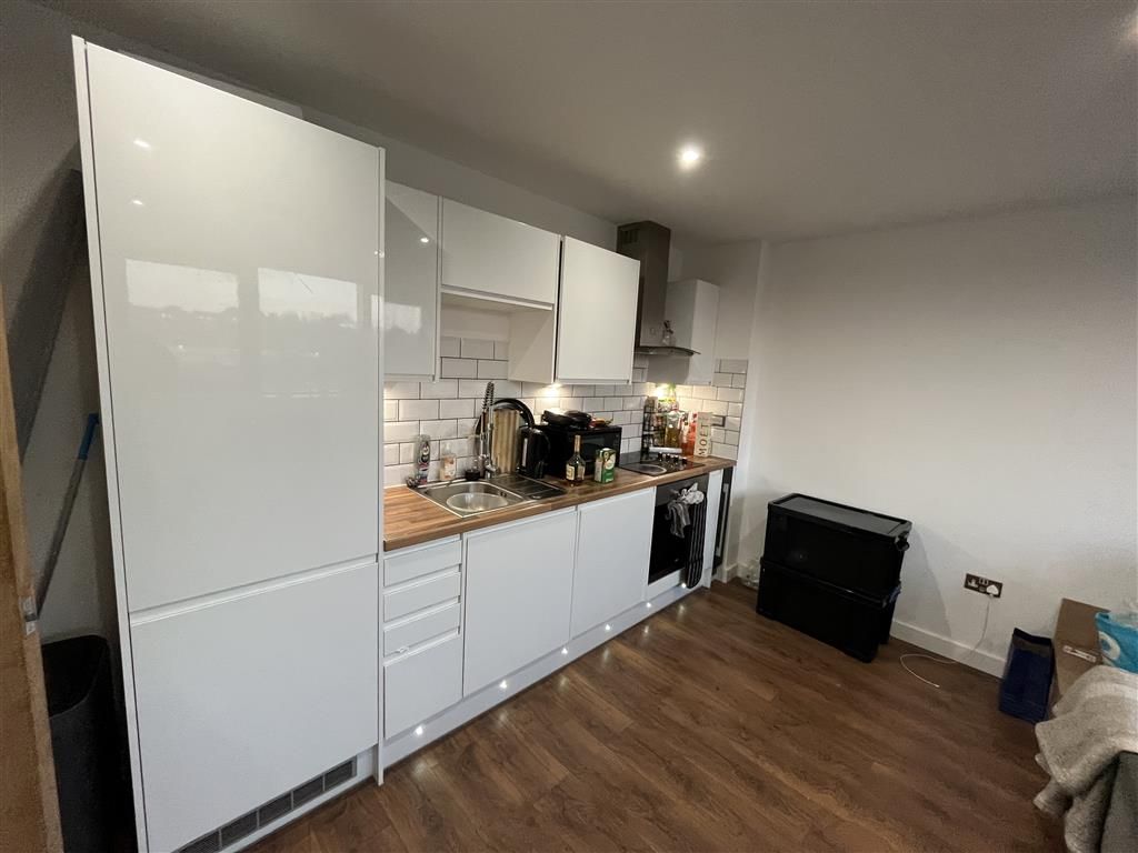1 bed flat to rent in Carlton Square, Carlton, Nottingham NG4 Zoopla