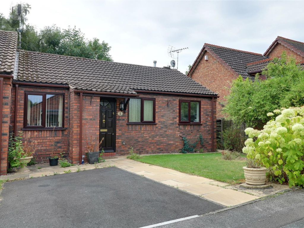 2 bed bungalow for sale in Ashmead Close, Alsager, StokeOnTrent ST7