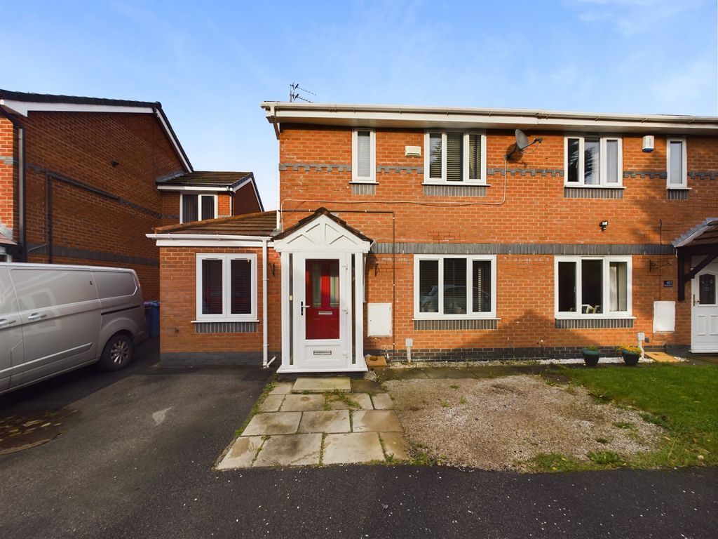4 bed semidetached house for sale in Barlows Lane, Fazakerley