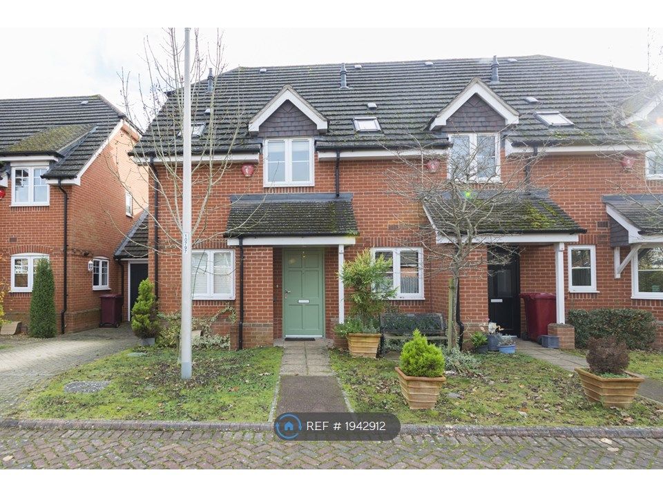 2 bed end terrace house to rent in Oak Grove, Emmer Green, Reading RG4