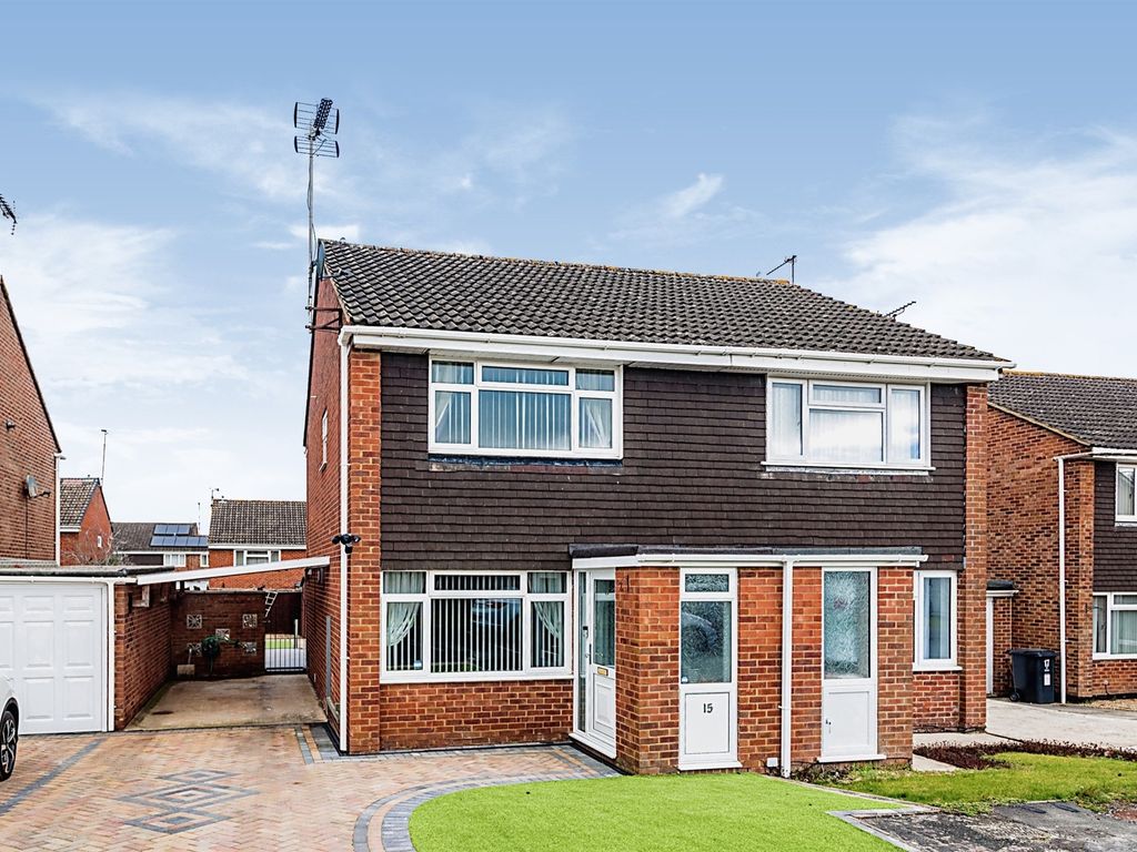 2 bed semidetached house for sale in Speresholt, Toothill, Swindon SN5