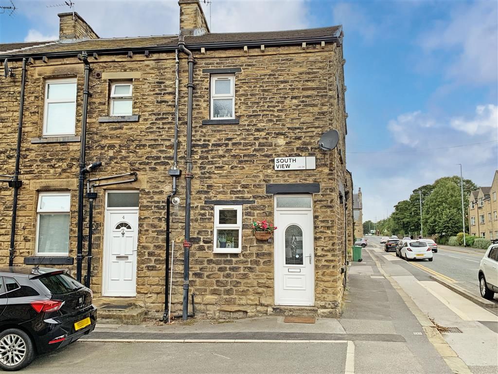 2 bed end terrace house for sale in South View, Stanningley, Pudsey