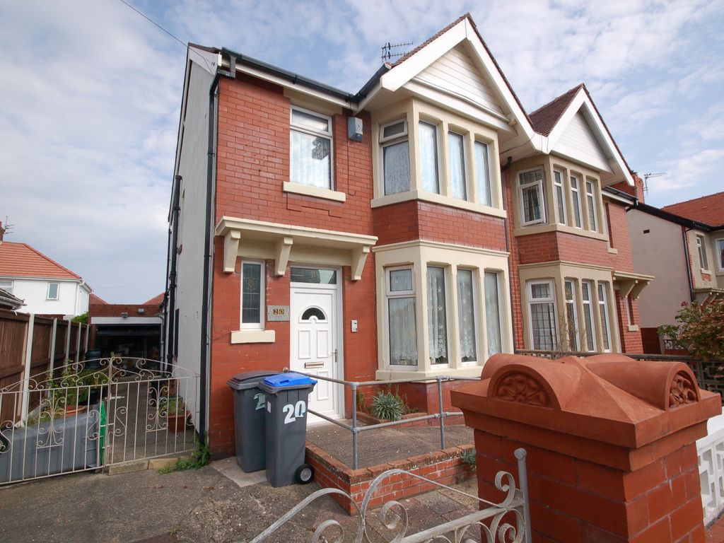3 bed semidetached house for sale in Primrose Avenue, Blackpool FY4