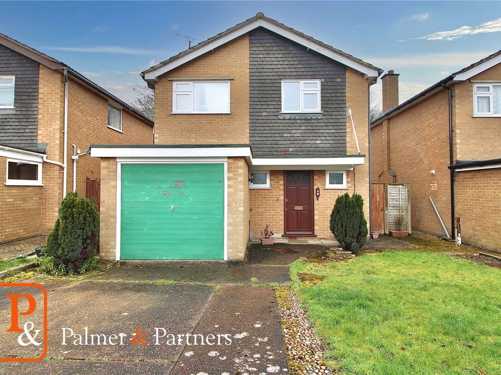 3 bed detached house for sale in Carolbrook Road, Ipswich, Suffolk IP2