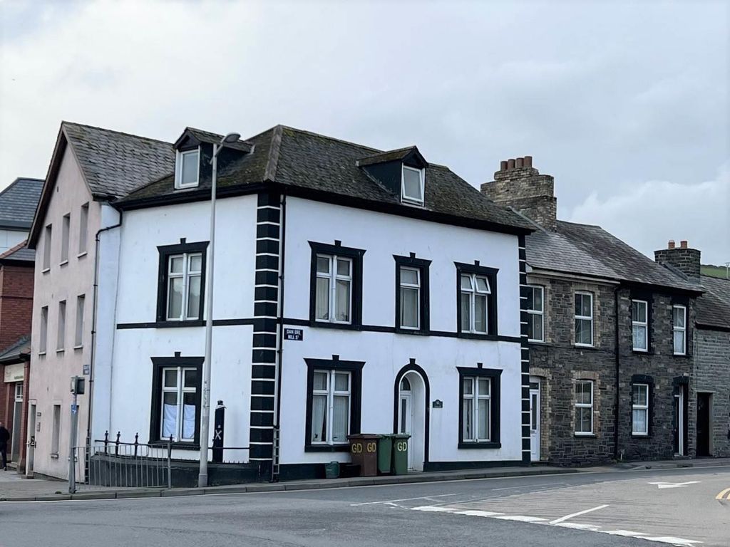 6 bed property to rent in Mill Street, Aberystwyth SY23, £2,210 pcm Zoopla