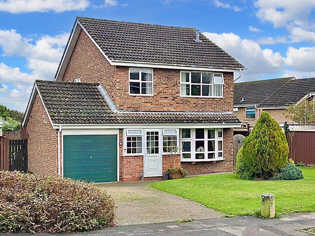 3 bed detached house for sale in Norbury Place, Hampton Park, Hereford