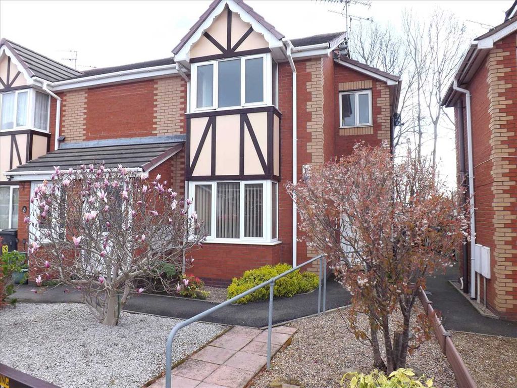 2 bed flat for sale in Chapel Close, Clowne, Chesterfield S43 Zoopla