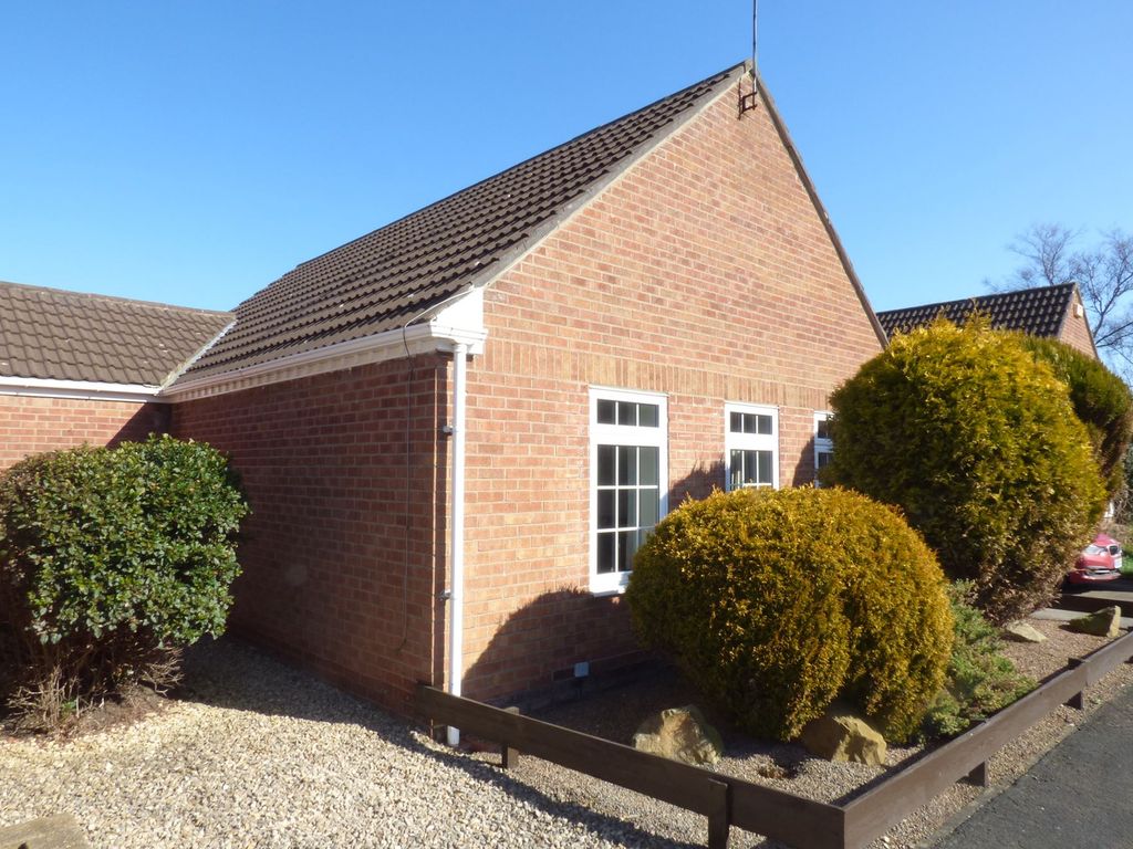 2 bed bungalow for sale in Bonchester Close, Bedlington NE22 Zoopla