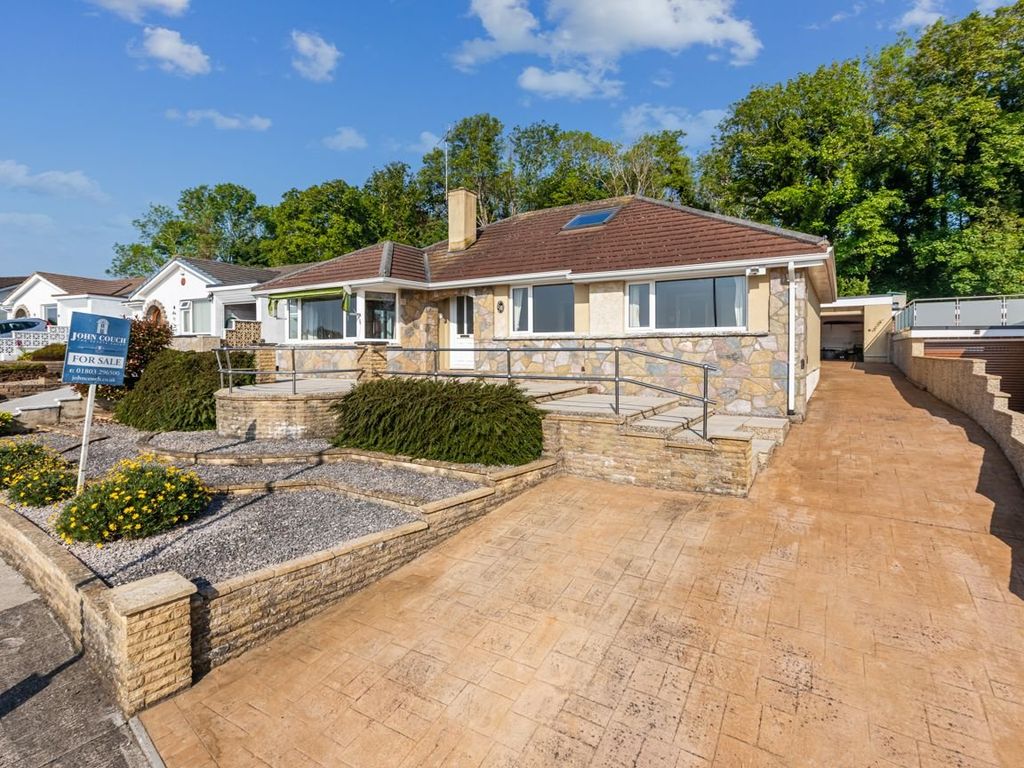 3 bed bungalow for sale in Broadley Drive, Torquay, Devon TQ2, £595,000