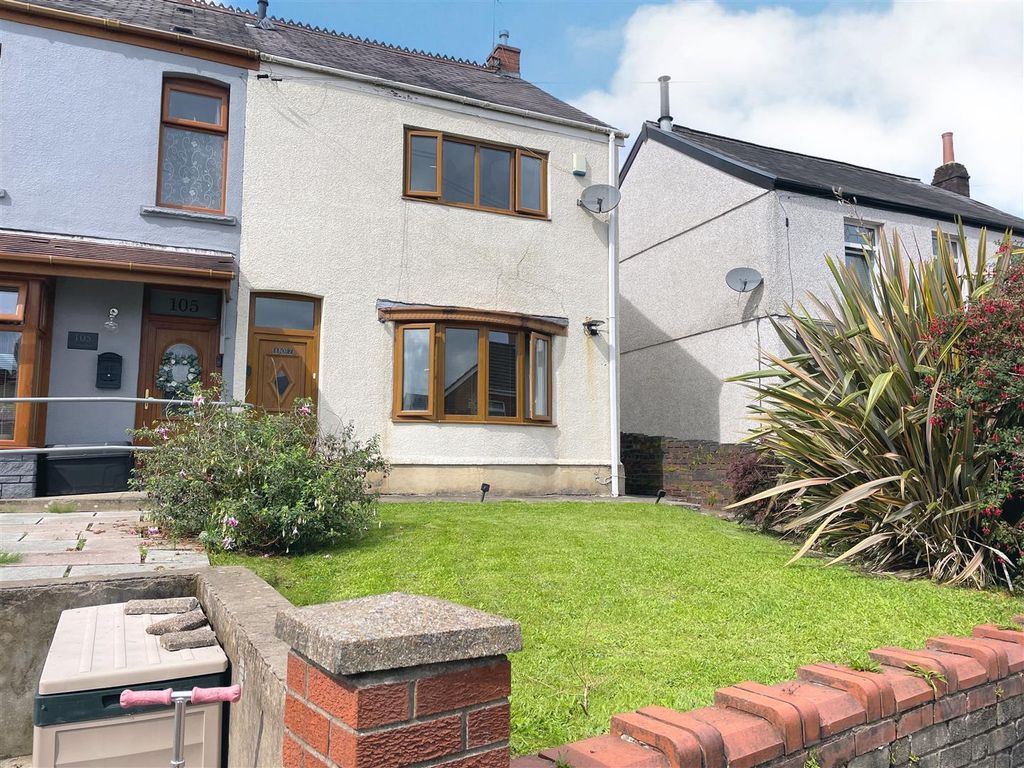 3 bed end terrace house for sale in Vicarage Road, Morriston, Swansea