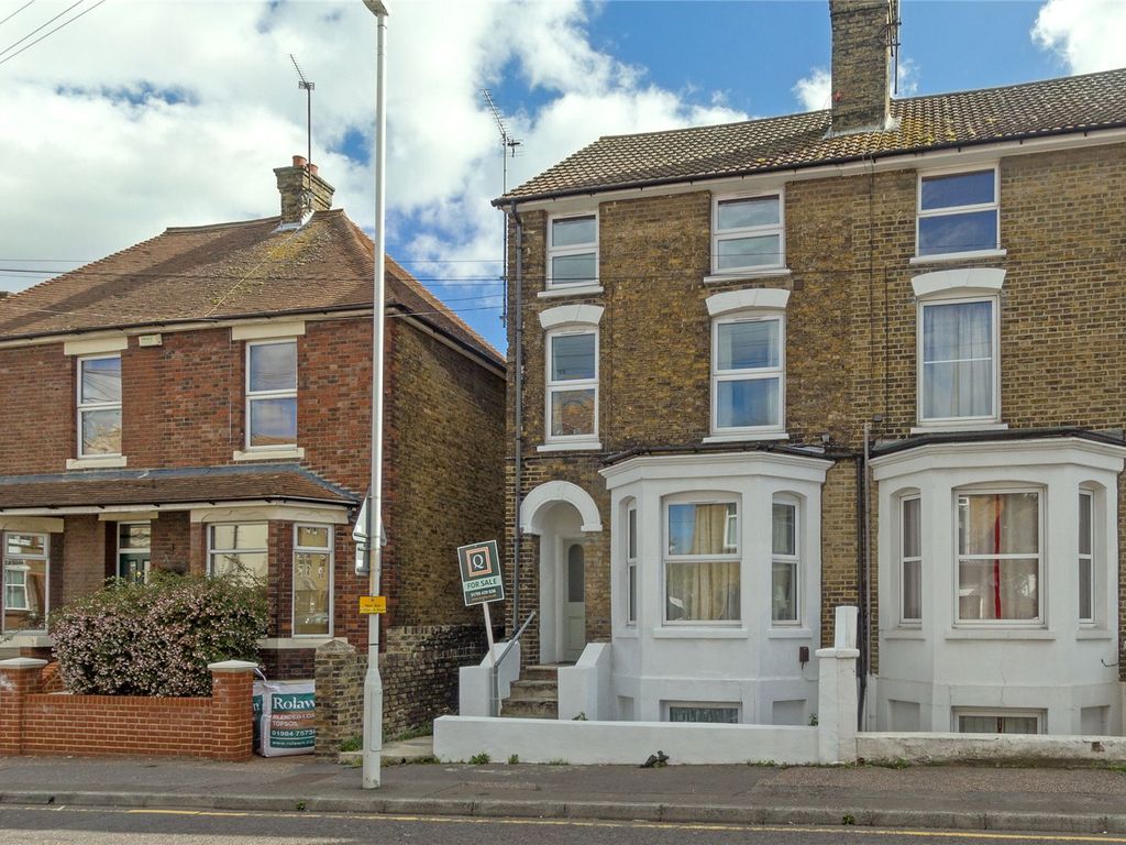 1 bed flat to rent in 21 Park Road, Sittingbourne, Kent ME10 Zoopla