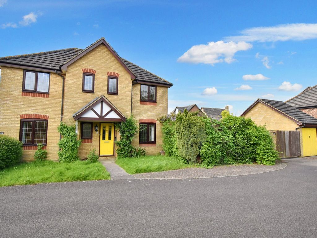 4 bed detached house for sale in Shipley Mill Close, Kingsnorth TN23, £