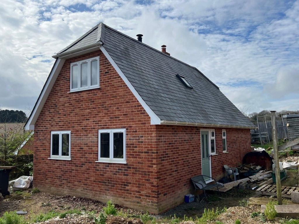 2 bed chalet for sale in Saxon Leas, Winterslow, Salisbury SP5, £