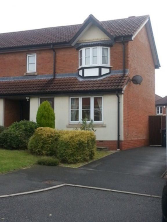 2 bed semidetached house to rent in Lowerbrook Close, Bolton BL6 Zoopla