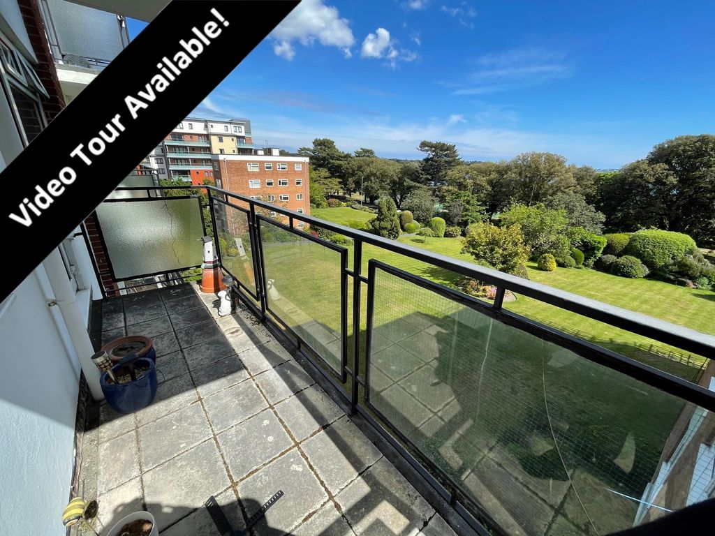 2 bed flat to rent in Parkstone Road, Parkstone, Poole BH15, £1,295 pcm