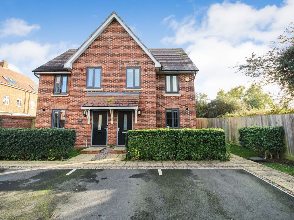 3 Bed Semi-detached House For Sale In Gold Furlong, Marston Moretaine ...