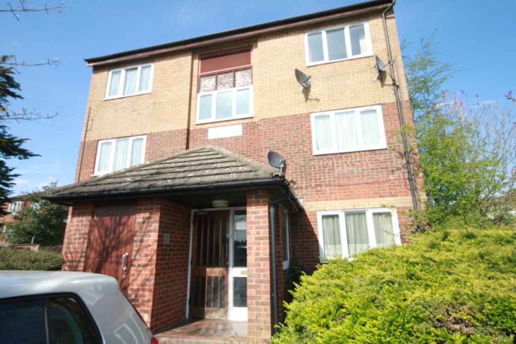 1 bed flat to rent in Alder Crescent, Luton LU3 Zoopla